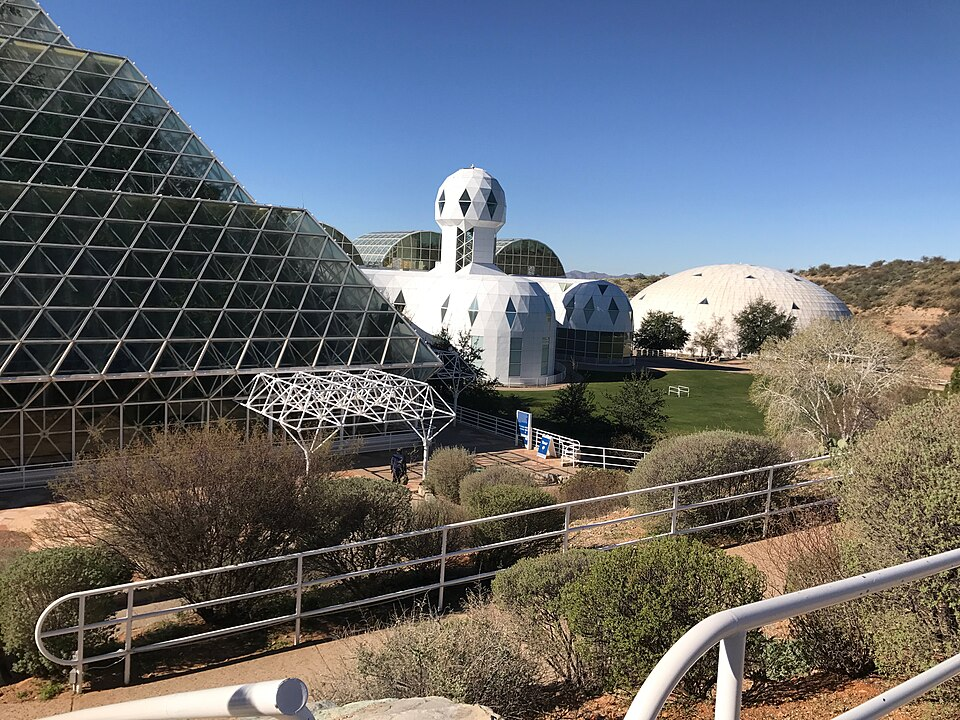 Biosphere 2 lung structure view.